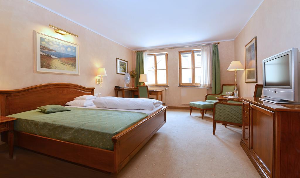 Altstadthotel Braeuwirt Weiden in der Oberpfalz Exteriér fotografie